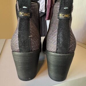 TOMS Women's Black Ankle Boots